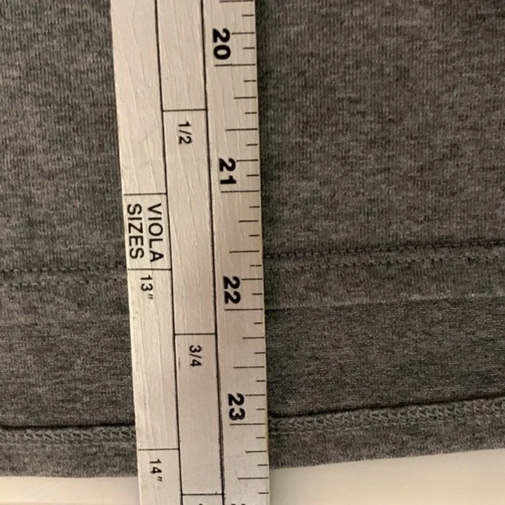 The North Face Women's Gray Performance SS V-neck Breathable Active Top Size L - Picture 8 of 8